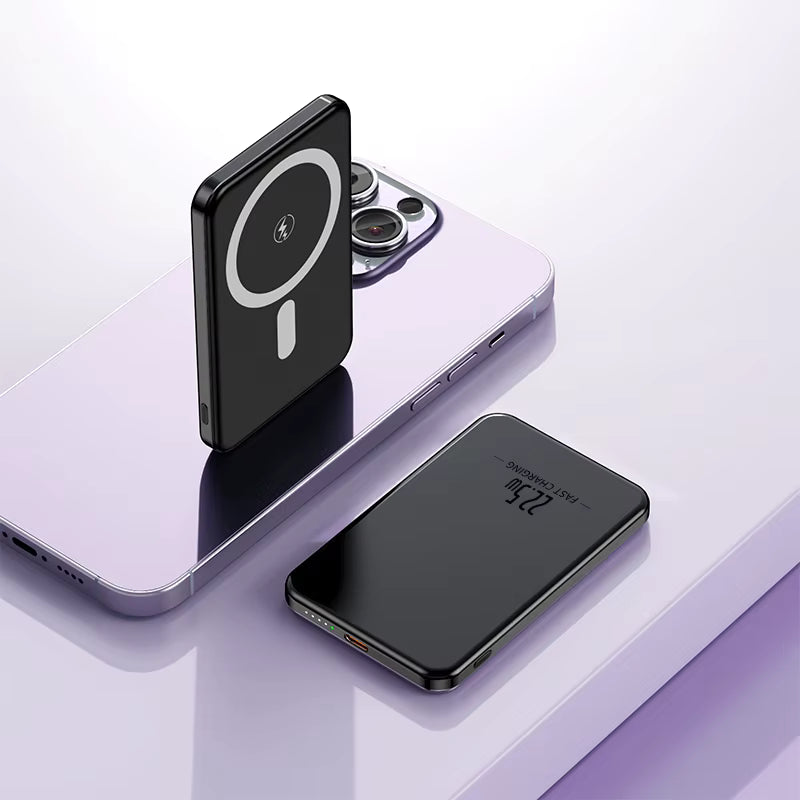 ChargeMate безжичен Powerbank с магнитно прикрепяне към телефона